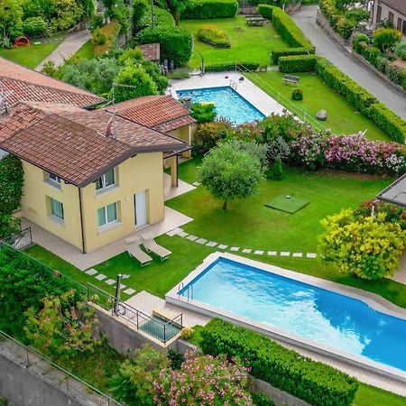 ソイアーノ・デル・ラーゴ Piscina Panoramica - La Casa Volanteヴィラ エクステリア 写真
