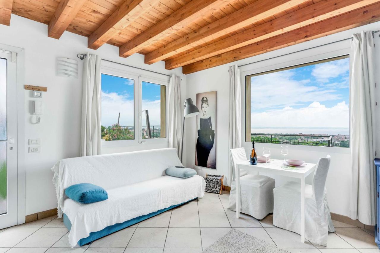 ソイアーノ・デル・ラーゴ Piscina Panoramica - La Casa Volanteヴィラ エクステリア 写真
